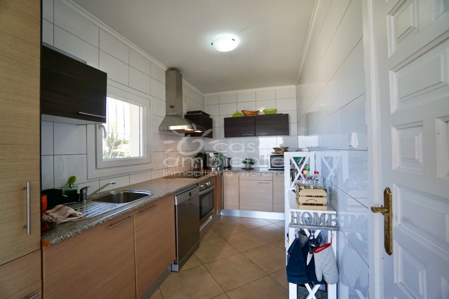 Kürzlich renovierte Küche - Villa mit Meerblick kaufen, Cumbre Del Sol, Spanien
