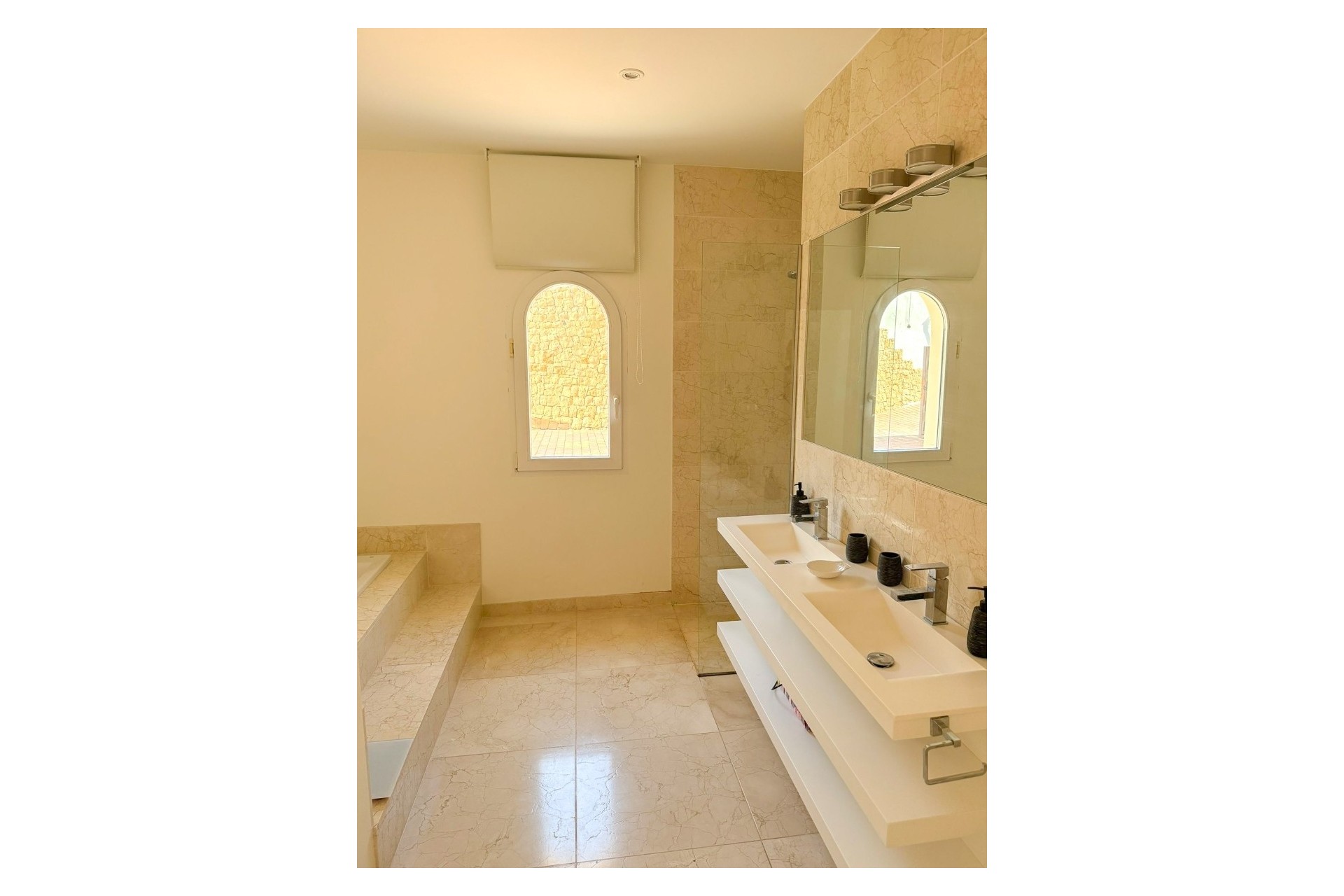 Alquiler a largo plazo - Villas - Chalets - Moraira - El Portet