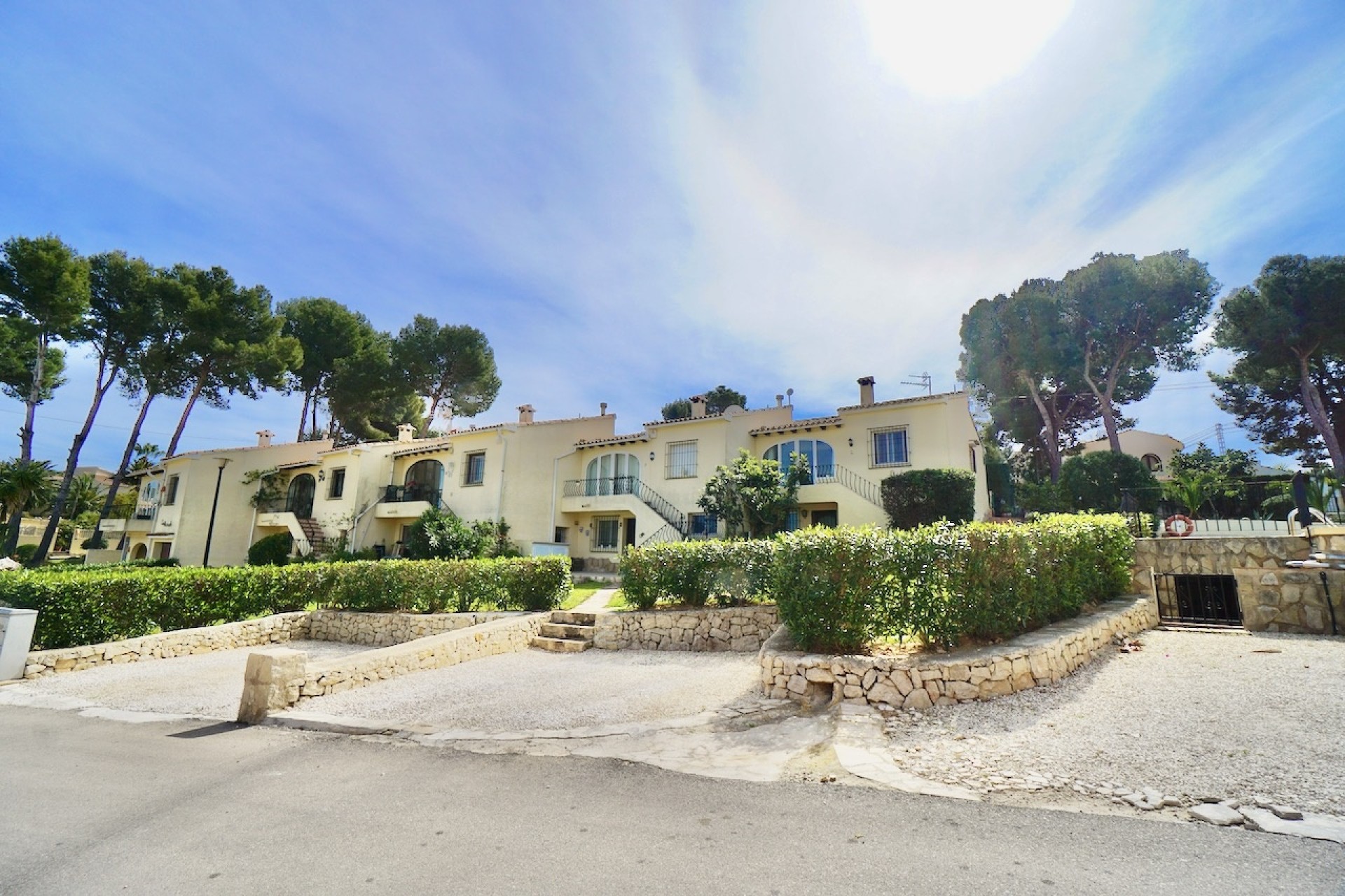 Liegenschaften - Stadthaeuser - Reihenhaeuser - Moraira - Fanadix