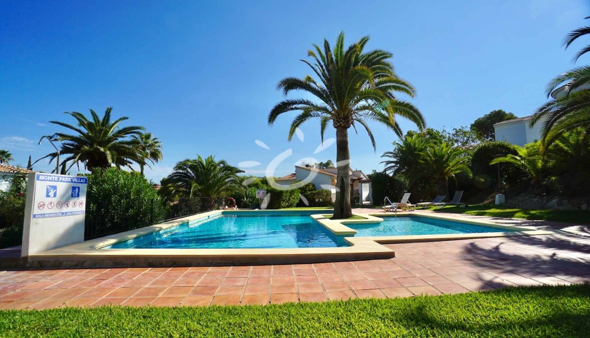 Liegenschaften - Stadthaeuser - Reihenhaeuser - Moraira - Fanadix