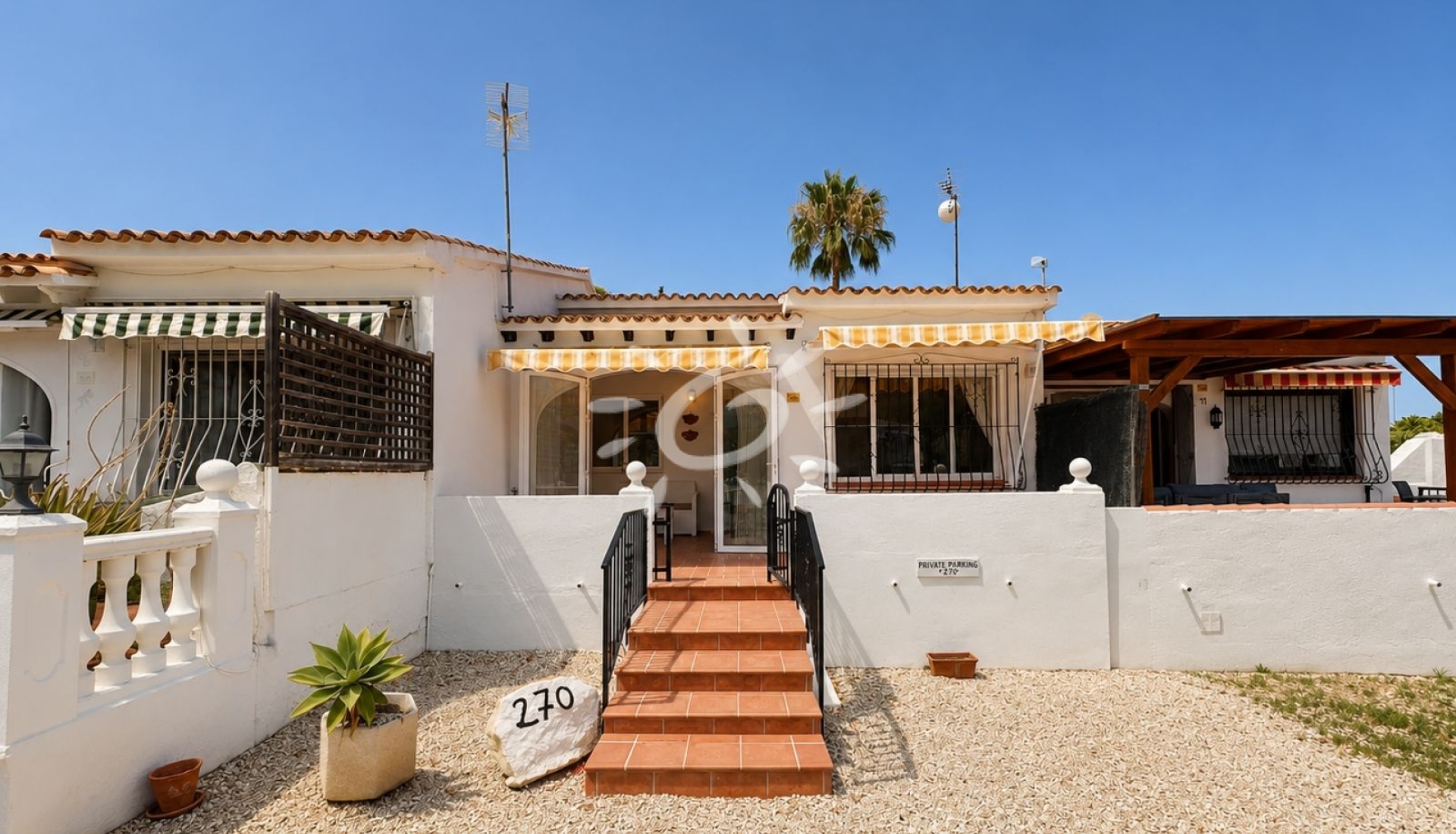 Liegenschaften - Stadthaeuser - Reihenhaeuser - Moraira - Moravit