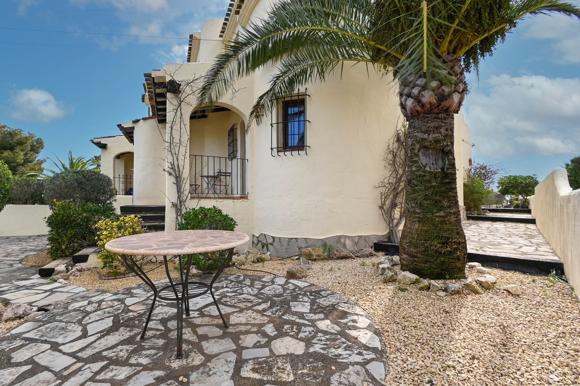 Liegenschaften - Stadthaeuser - Reihenhaeuser - Moraira