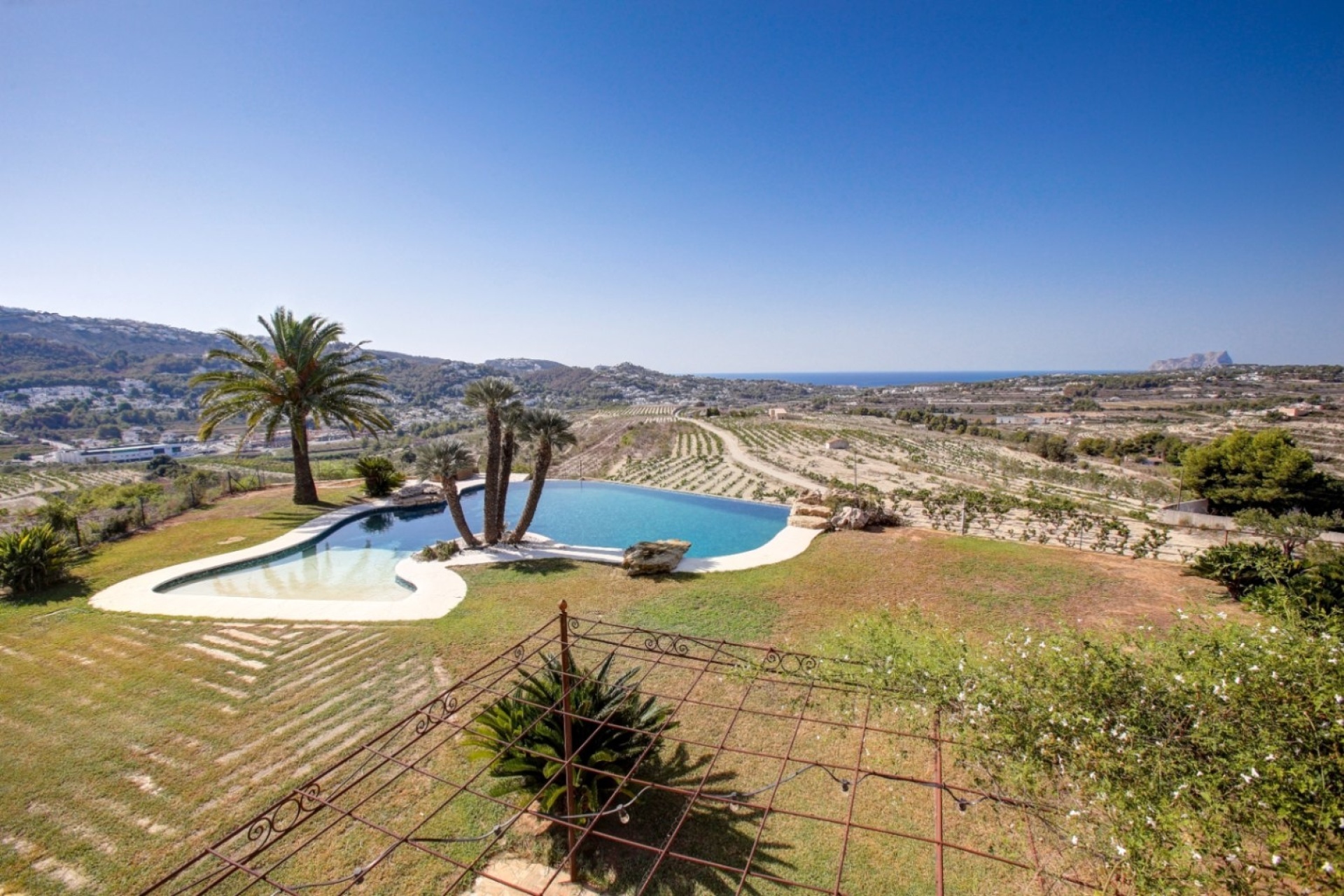 Long term Rentals - Country Houses - Fincas - Moraira - campo