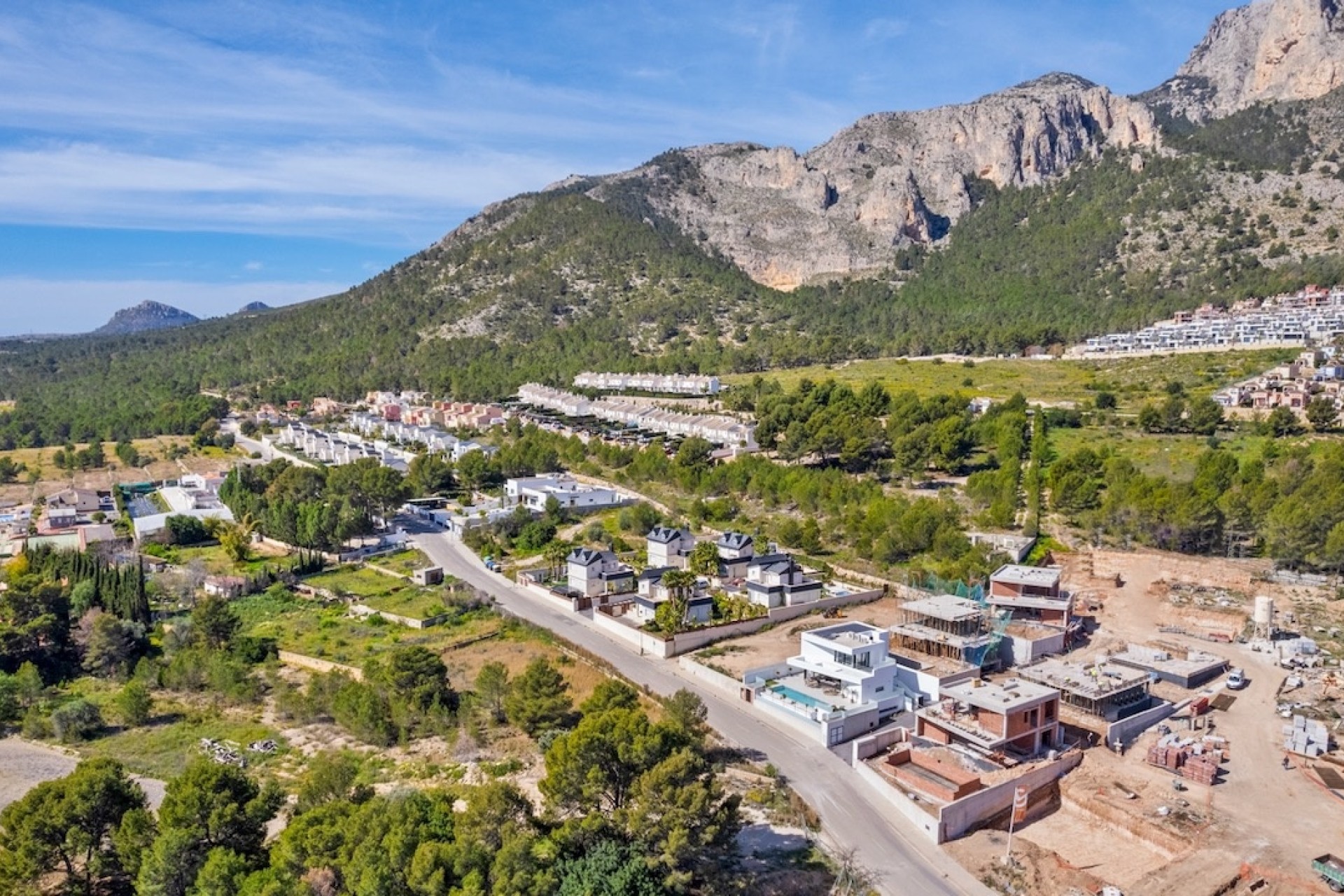 Nuevas construcciones - Villas - Chalets - Polop