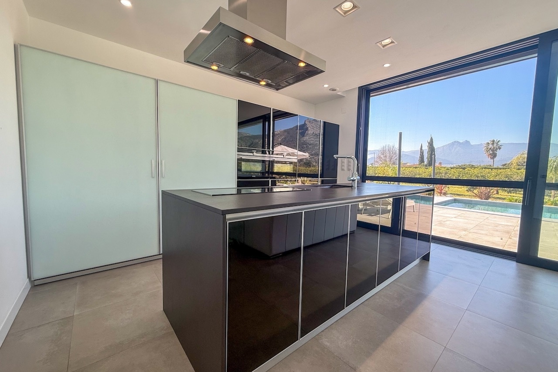 Resales - Villas - Tormos