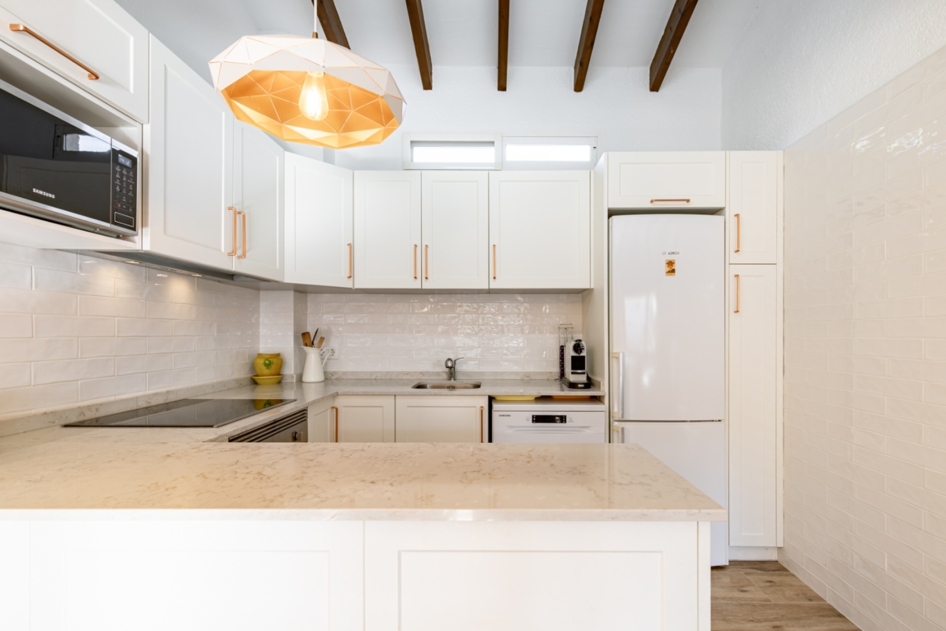 Reventas - Casas de Pueblo - Bungalows - Adosados - Moraira - Moravit