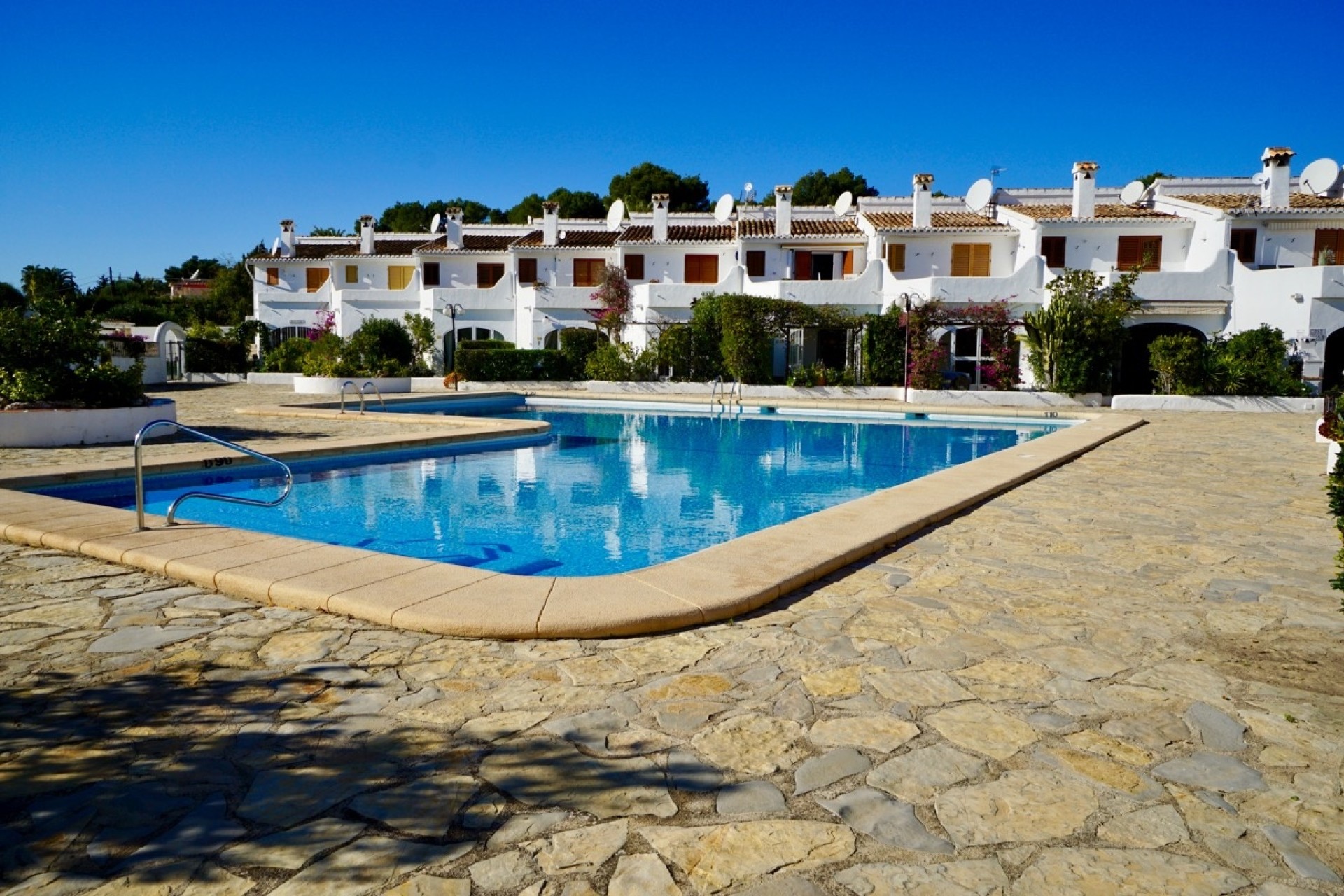 Reventas - Casas de Pueblo - Bungalows - Adosados - Moraira - Camarrocha