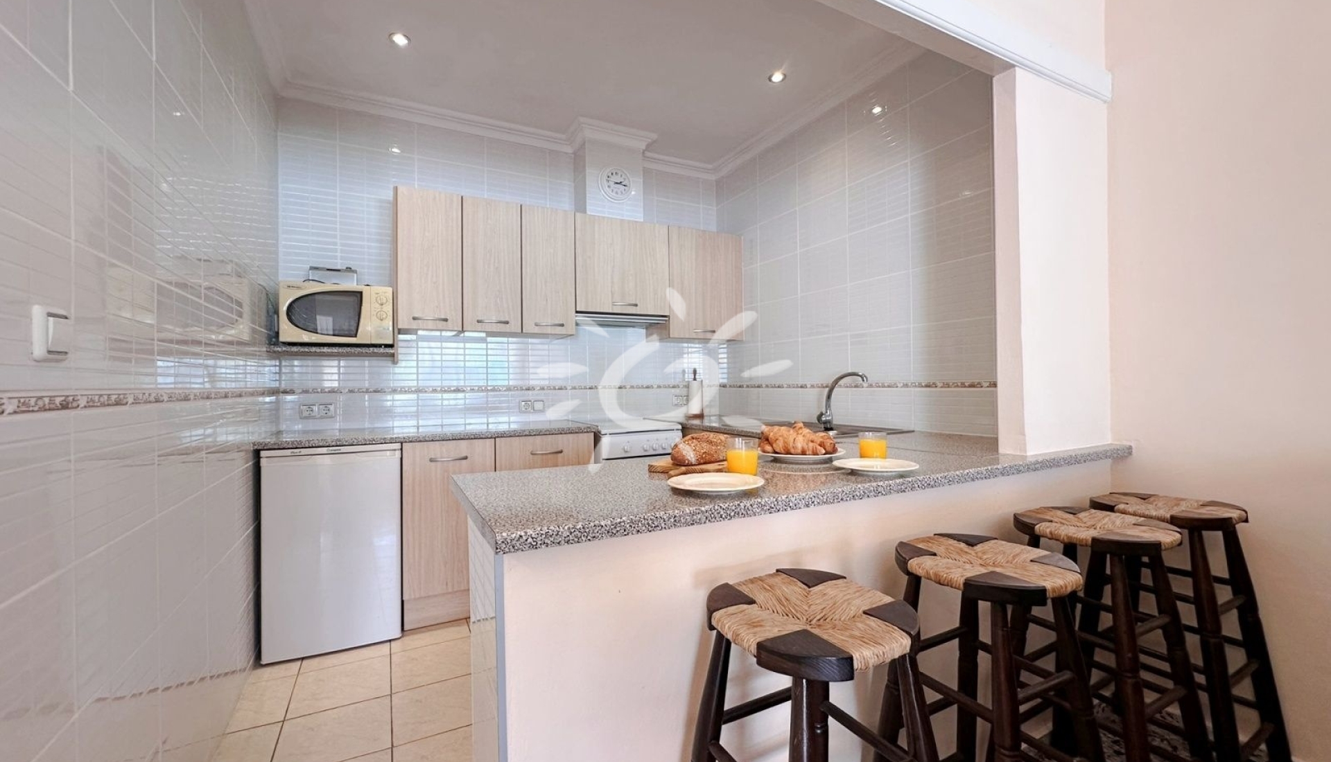 Reventas - Casas de Pueblo - Bungalows - Adosados - Moraira - Moravit