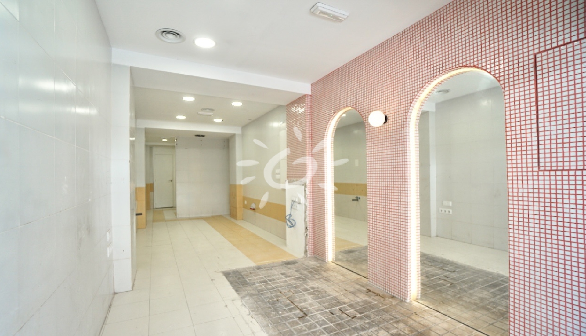 Reventas - Local Comercial - Moraira - Casco Urbano