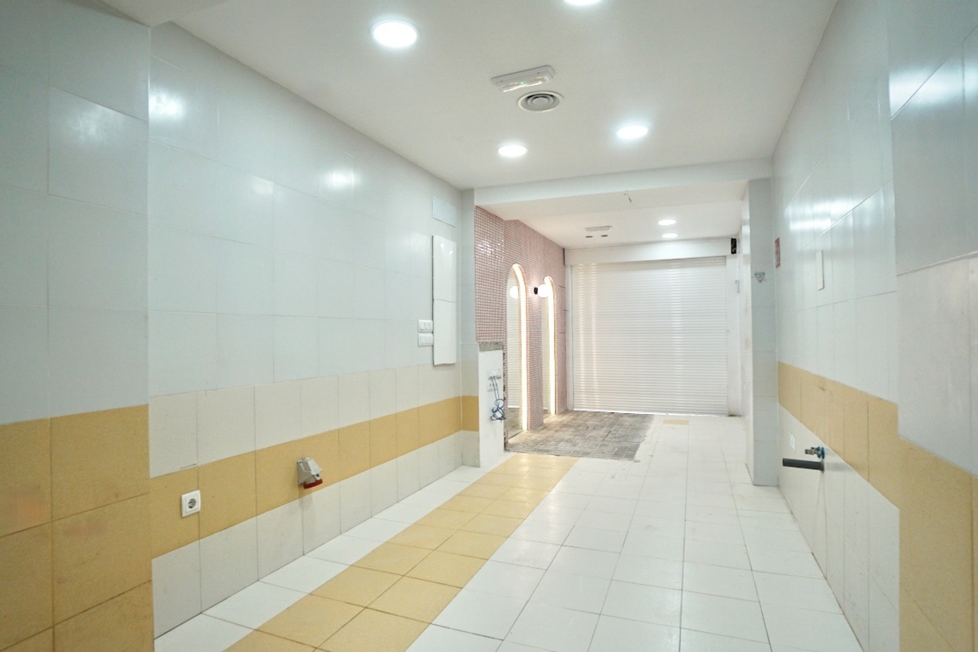 Reventas - Local Comercial - Moraira - Centro Moraira