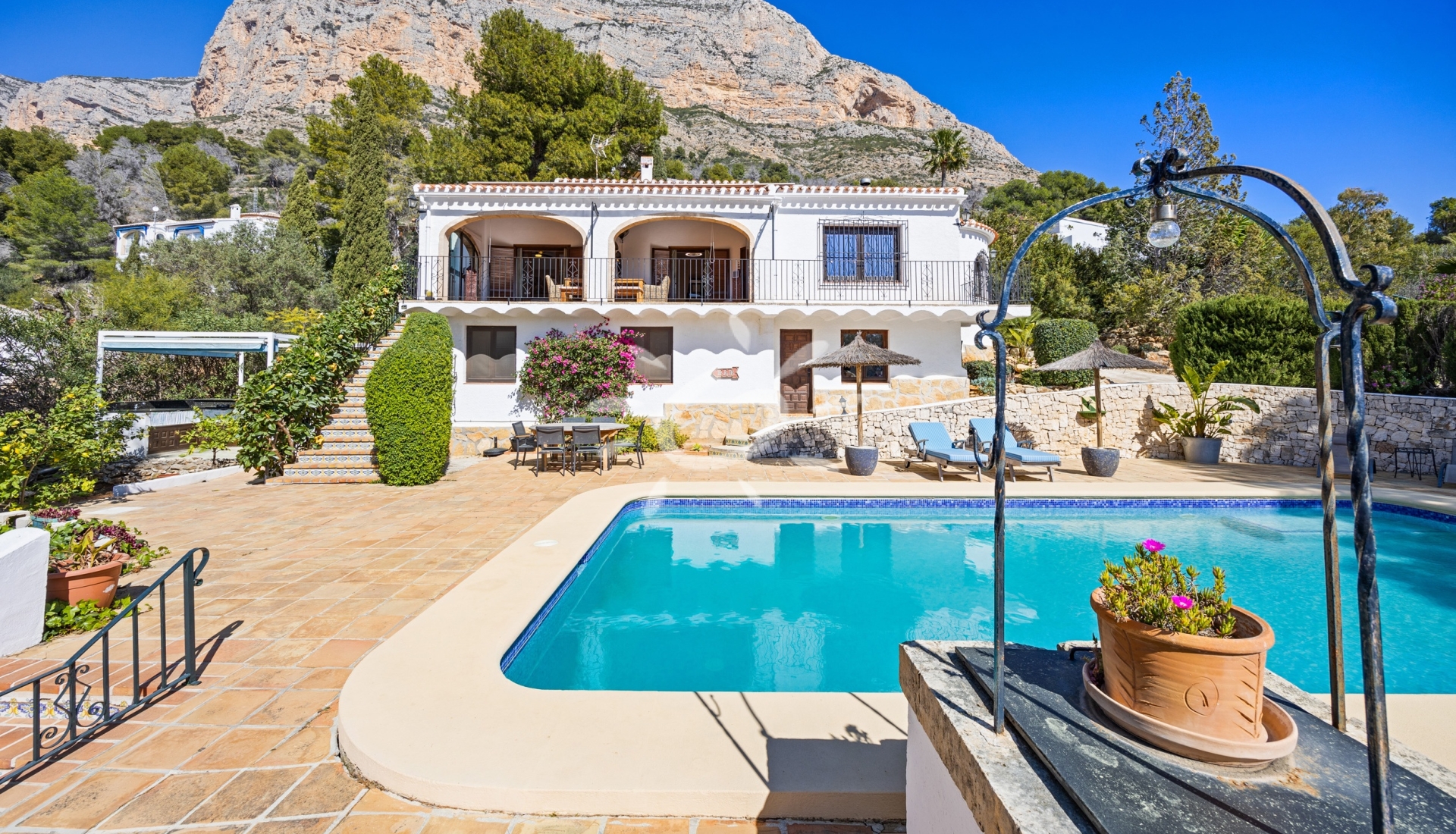 Reventas - Villas - Chalets - Javea - Montgó - Ermita