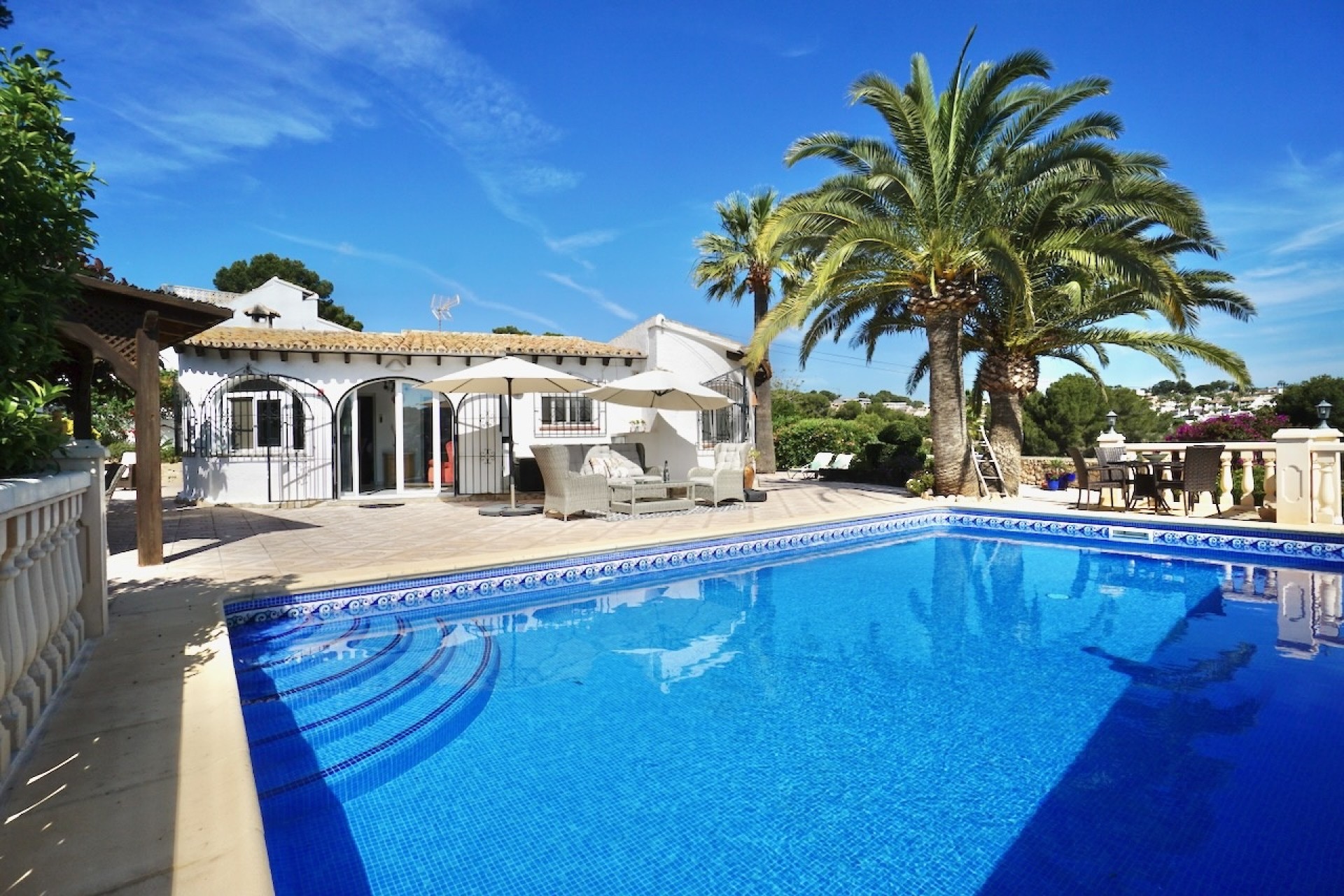 Reventas - Villas - Chalets - Moraira - La Sabatera