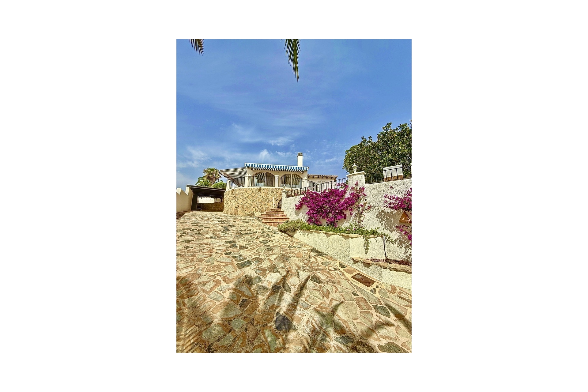 Reventas - Villas - Chalets - Moraira - La Sabatera