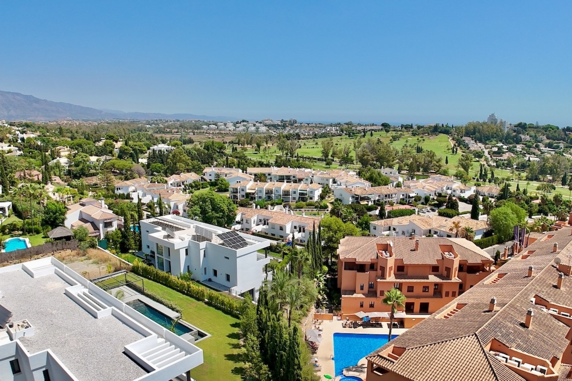 Reventas - Villas - Chalets - Benhavis - El Paraiso Alto