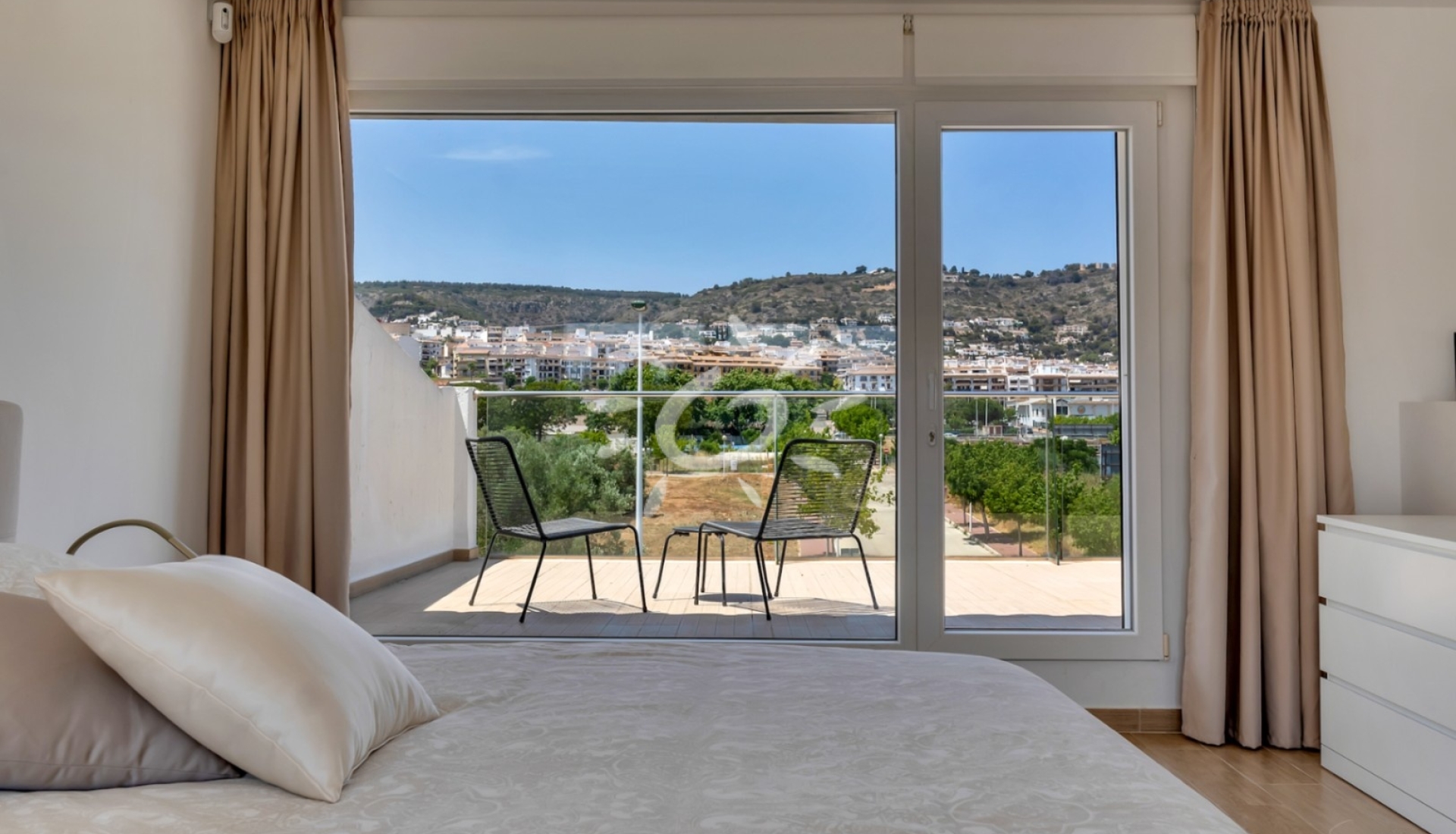 Reventes - Townhouses - Bungalows - Javea