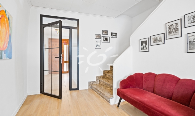 Townhouses - Terraced Houses - Resales - Oliva - Oliva pueblo