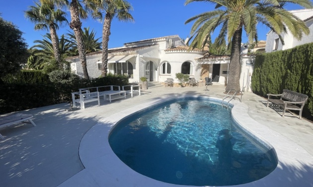 Villas - Chalets - Alquiler a largo plazo - Moraira - Moraira