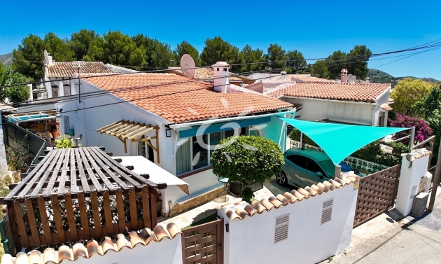 Villas - Chalets - Reventas - Moraira - La Sabatera