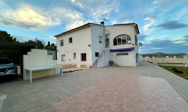 Villas - Resales - Calpe - Estación