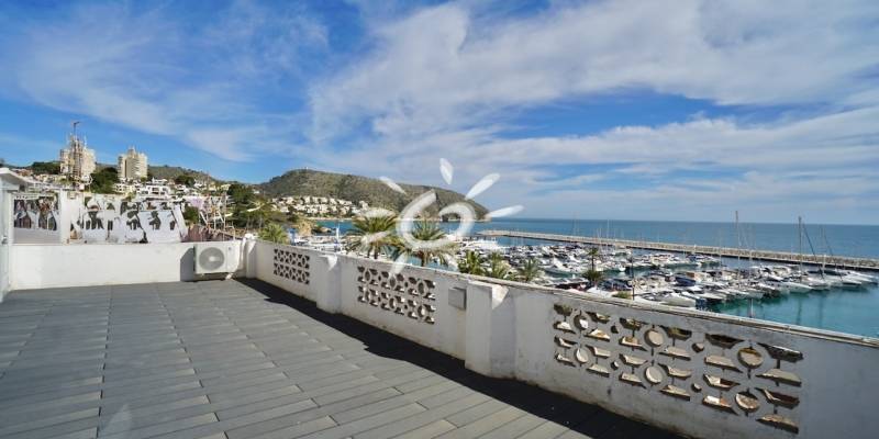 Villa à Costera del Mar avec un fort potentiel pour investir à Moraira grâce à la location saisonnière