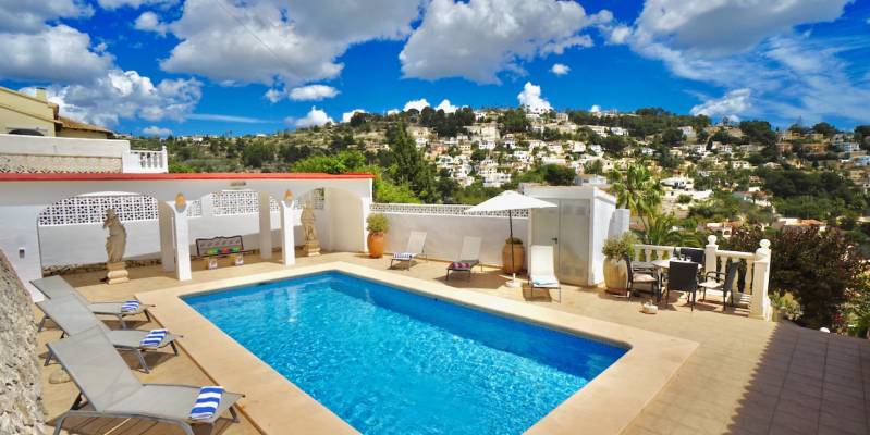 Experience the charm of the Costa Blanca in this villa for sale in Benissa
