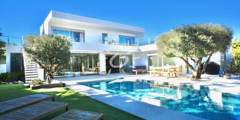 luxury villa for sale in la fustera benissa