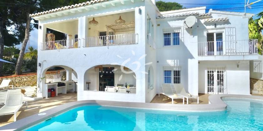 Villa de estilo mediterráneo en venta en Solpark Moraira