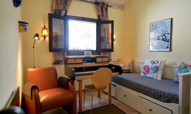 Liegenschaften - Stadthaeuser - Reihenhaeuser - Moraira - Pinar del Advocat