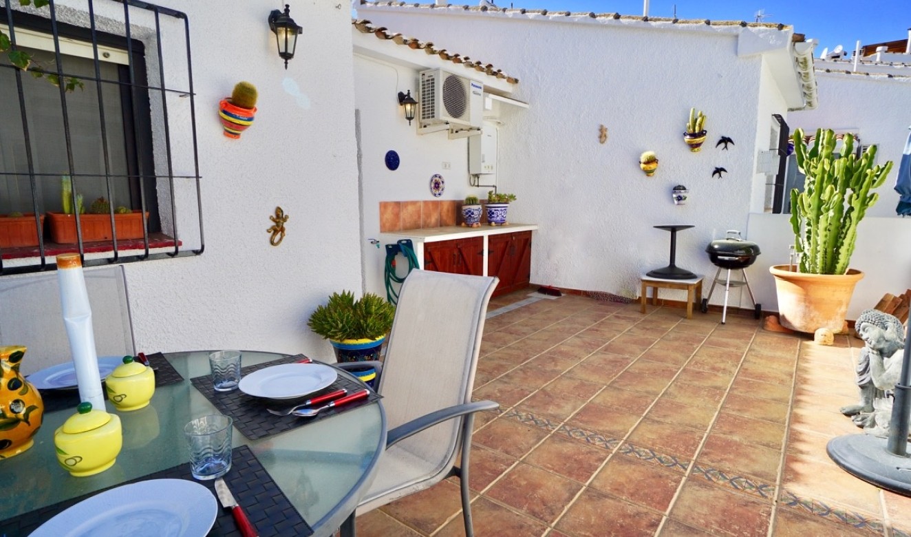 Liegenschaften - Stadthaeuser - Reihenhaeuser - Moraira - Pinar del Advocat