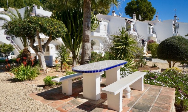 Liegenschaften - Stadthaeuser - Reihenhaeuser - Moraira - Pinar del Advocat