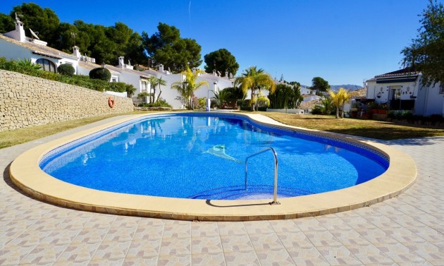 Liegenschaften - Stadthaeuser - Reihenhaeuser - Moraira - Pinar del Advocat