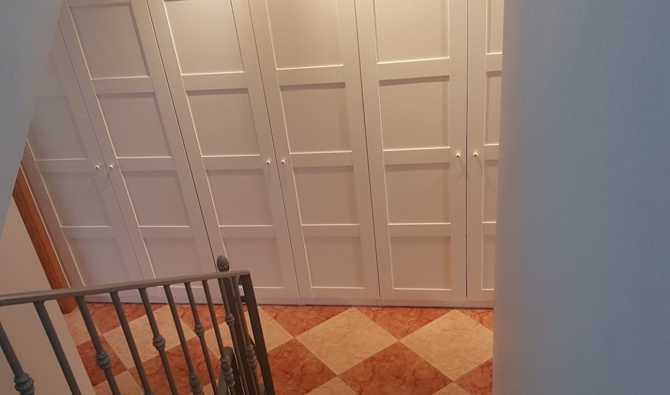 Liegenschaften - Stadthaeuser - Reihenhaeuser - Teulada - Teulada Zentrum