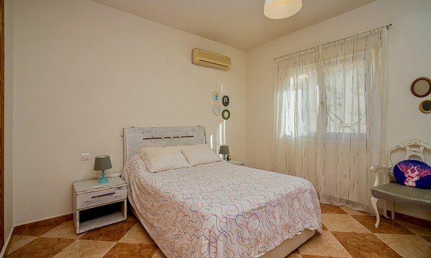 Liegenschaften - Stadthaeuser - Reihenhaeuser - Teulada - Teulada Zentrum