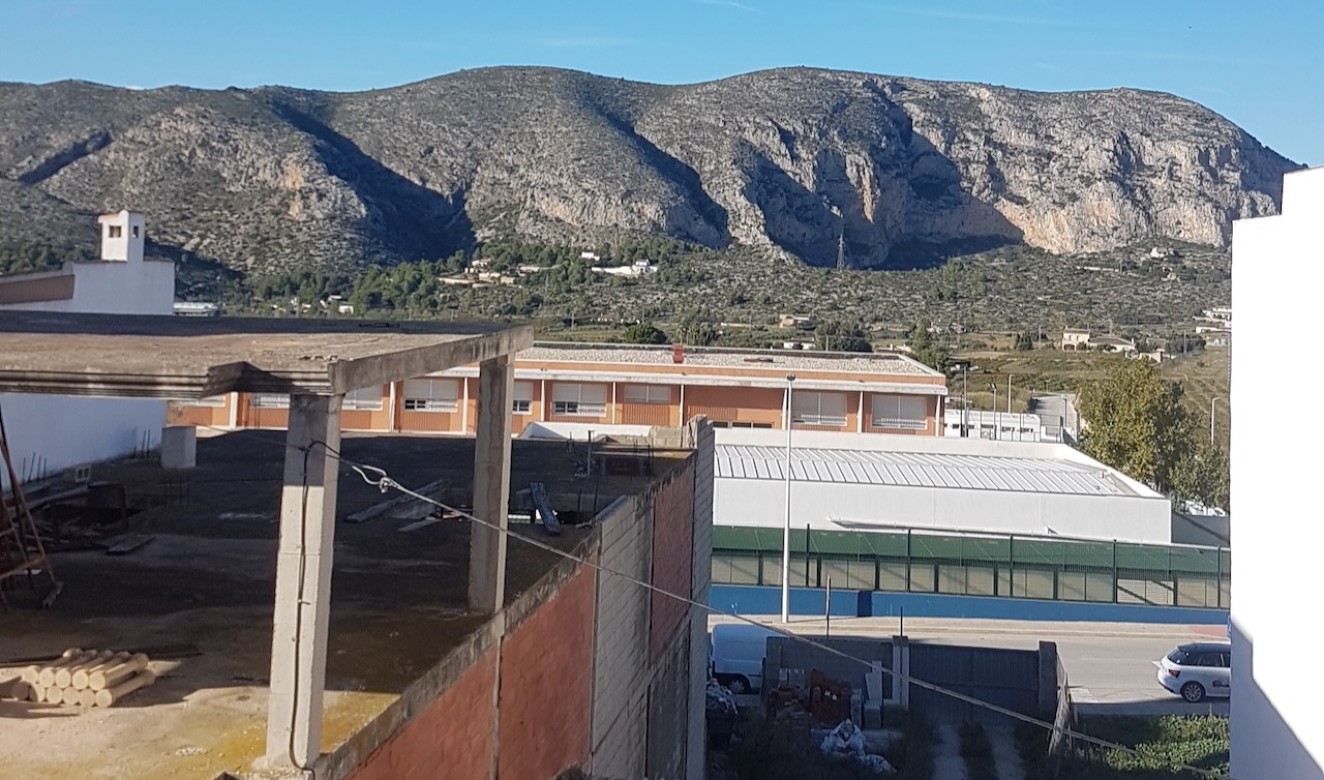 Liegenschaften - Stadthaeuser - Reihenhaeuser - Teulada - Teulada Zentrum