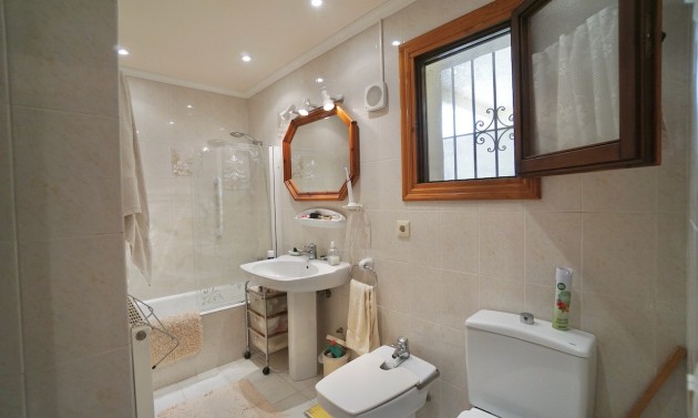 Liegenschaften - Stadthaeuser - Reihenhaeuser - Teulada - Castellons Vida