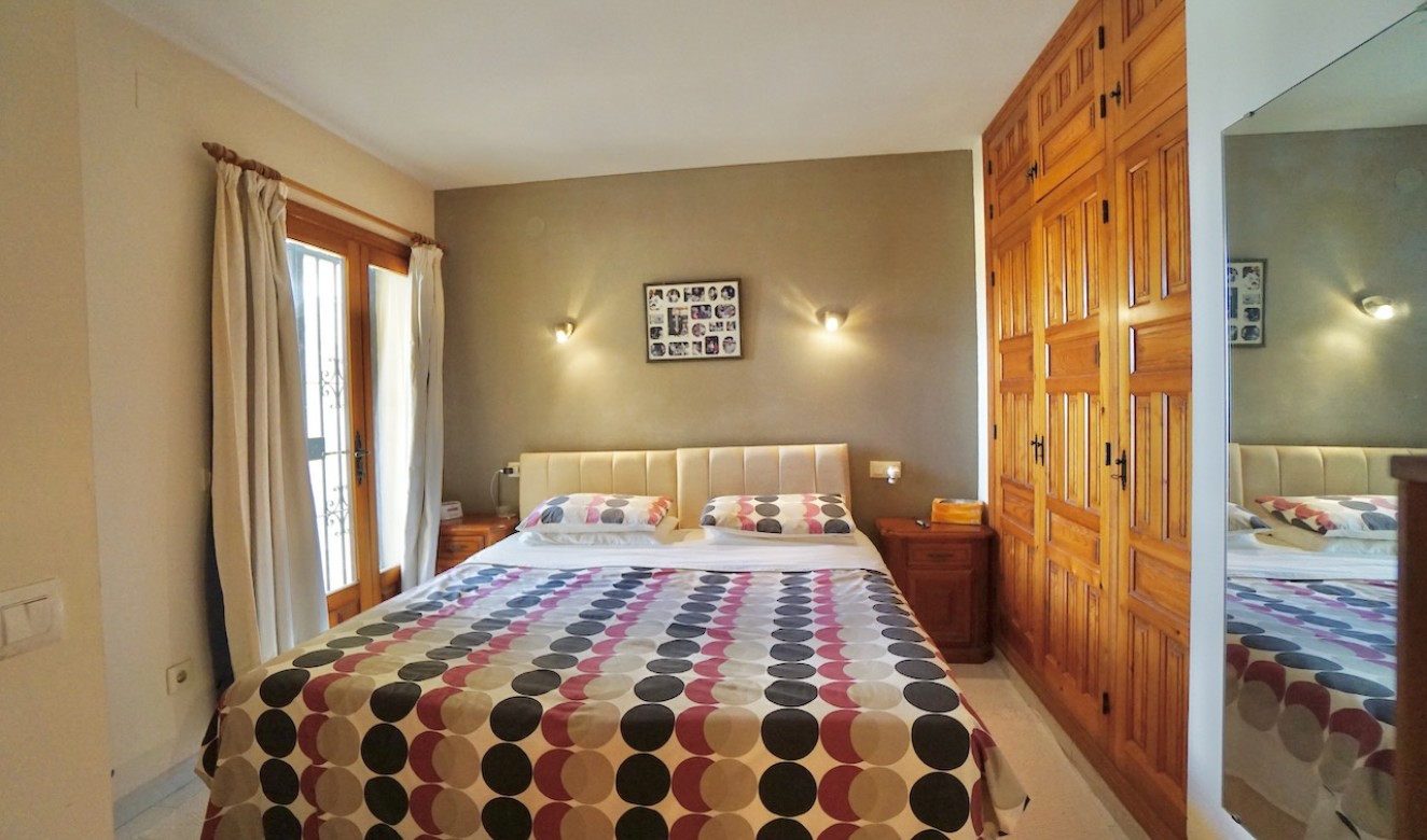 Liegenschaften - Stadthaeuser - Reihenhaeuser - Teulada - Castellons Vida