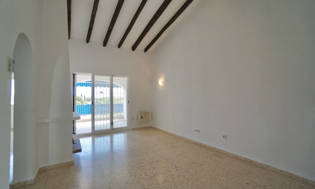 Liegenschaften - Stadthaeuser - Reihenhaeuser - Moraira - Fanadix