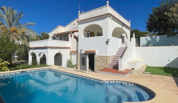 Villas - Chalets - Reventas - Moraira - Pinar del Advocat