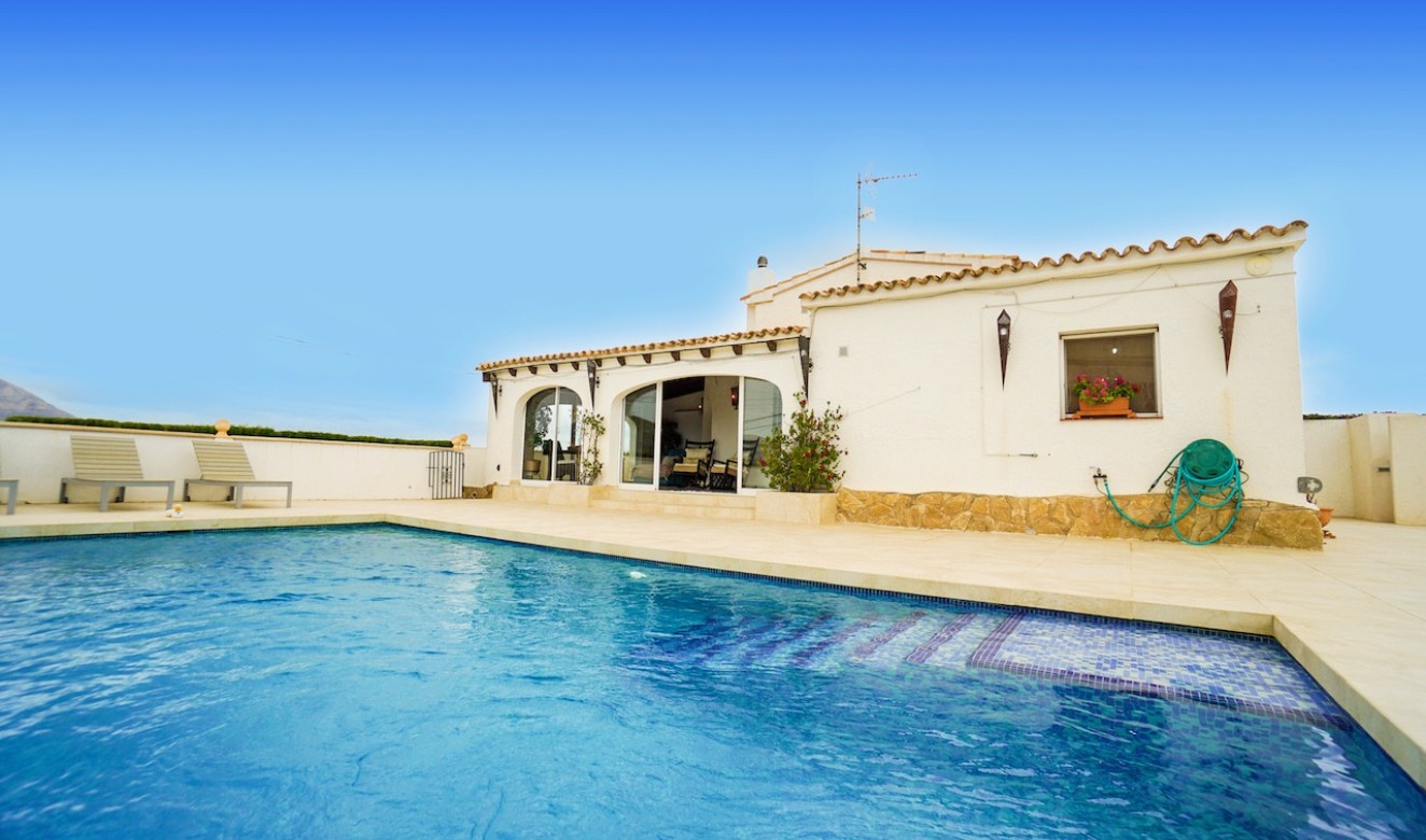 Resales - Country Houses - Fincas - Benitachell