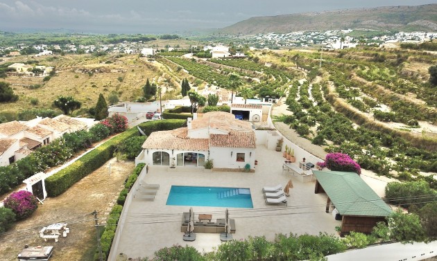 Resales - Country Houses - Fincas - Benitachell