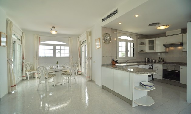 Reventas - Apartamentos - Pisos - Moraira - Las Fuentes