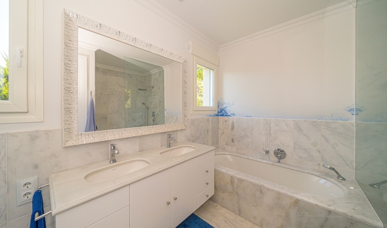 Reventas - Villas - Chalets - Benissa - Punta Estrella