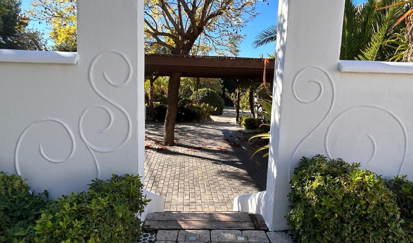 Reventas - Villas - Chalets - Javea