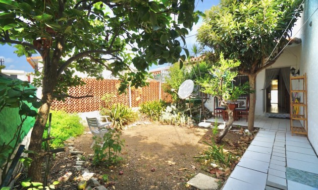 Liegenschaften - Stadthaeuser - Reihenhaeuser - Denia - Els Poblets