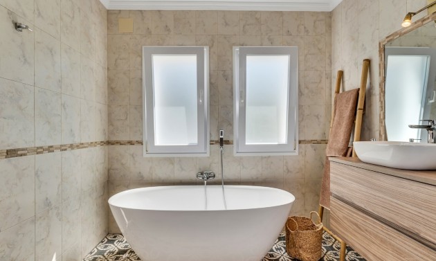 Reventes - Villas - Javea