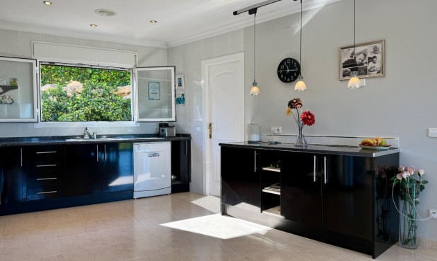 Bestaande woningen - Villas - Javea