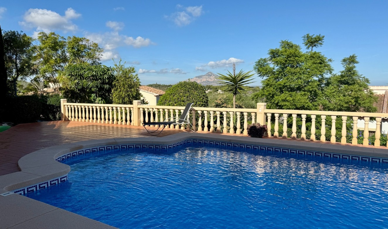 Bestaande woningen - Villas - Javea