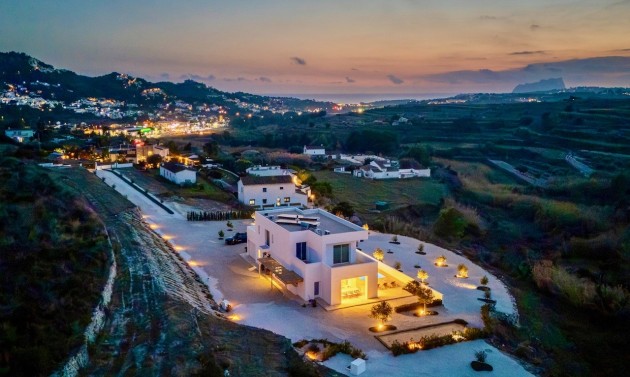 Resales - Country Houses - Fincas - Benitachell