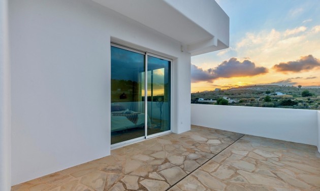 Resales - Country Houses - Fincas - Benitachell