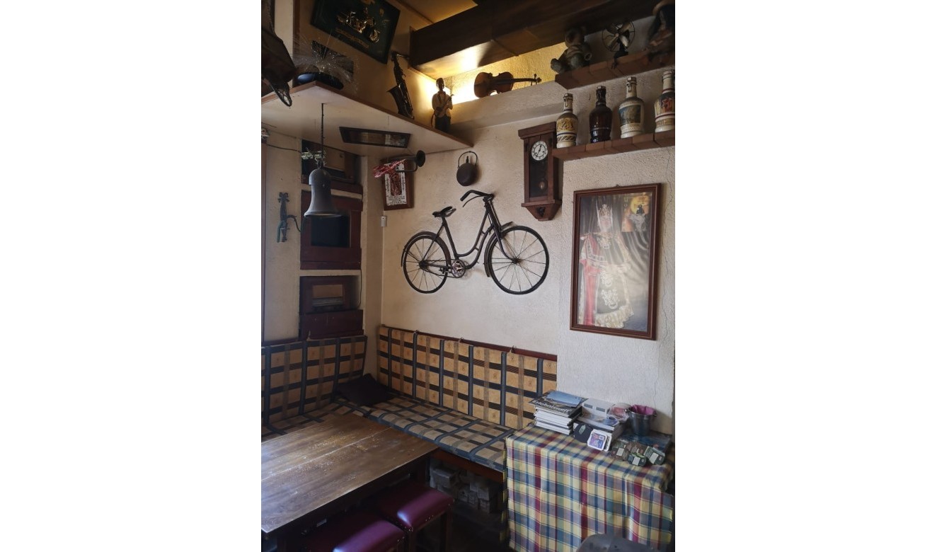 Long term Rentals - Commercial Premises - Moraira - Moraira Centre